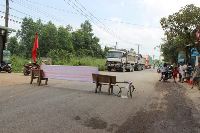dan-chan-duong-ngan-xe-qua-tai-chu-mo-da-bo-3-ty-de-sua-duong dan-chan-duong-ngan-xe-qua-tai-chu-mo-da-bo-3-ty-de-sua-duong