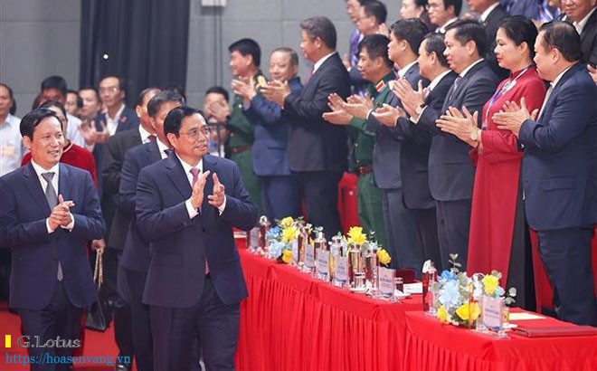 Hoasenvang ngay doanh nhan viet nam 13 10 Thu Tuong Pham Minh Chinh
